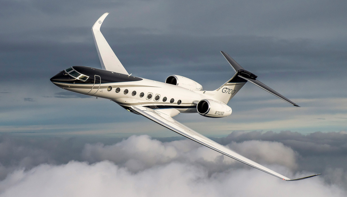 Globe-girdling Gulfstream G700 Gets FAA Greenlight | Aviation ...