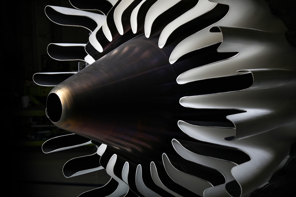 Innovations in Aviation: From Hydrogen VTOLs to Engine Maintenance