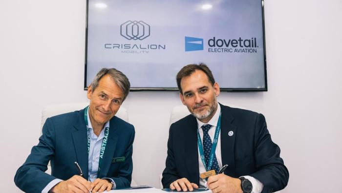 David Doral, Dovetail Electric Aviation CEO, and Manuel Heredia, managing director of Crisalion Mobility.