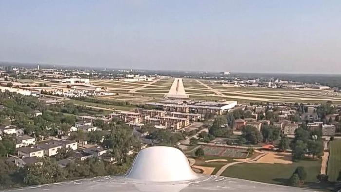 Final approach to Chicago Executive Airport's Runway 34