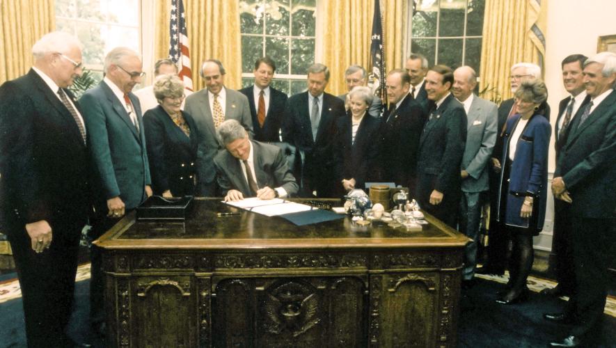 Clinton signing the General Aviation Revitalization Act