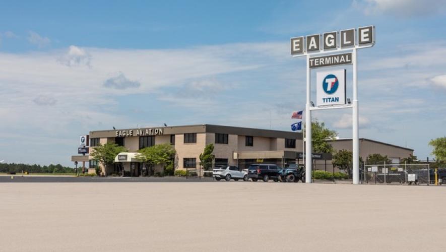 Eagle Aviation FBO at KCAE