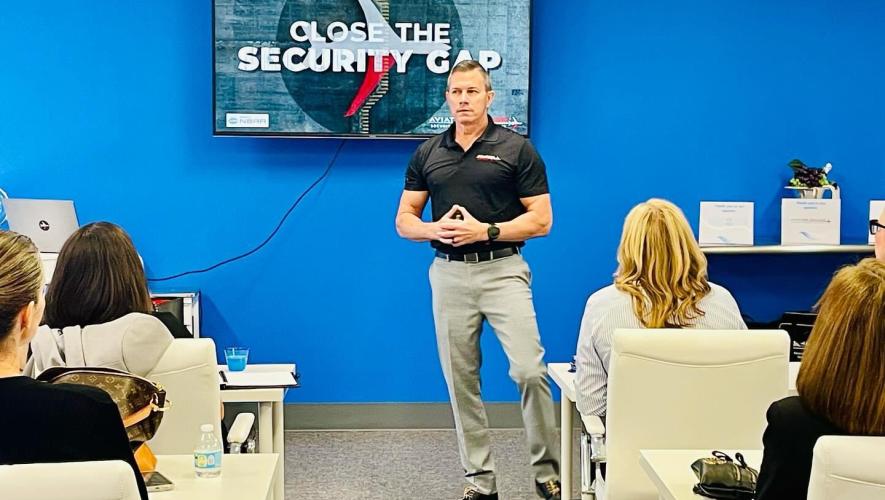 Kristopher Cannon, Aviation Secure Founder, at a DaVinci Inflight Training Institute workshop (Photo: DaVinci Inflight Training Institute)