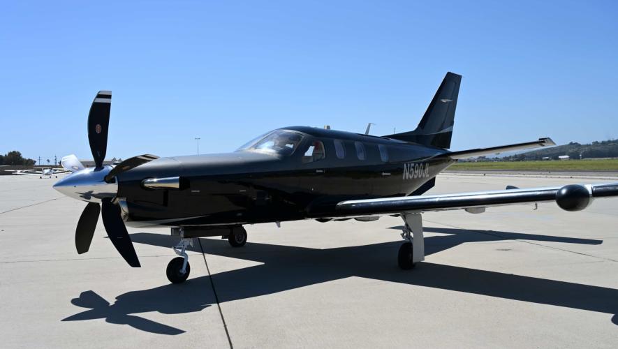 Blackhawk Aerospace TBM 700 airplane