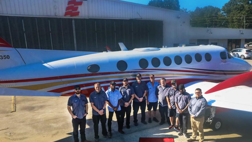 Elliott Aviation installs Starlink connectivity system on King Air 350