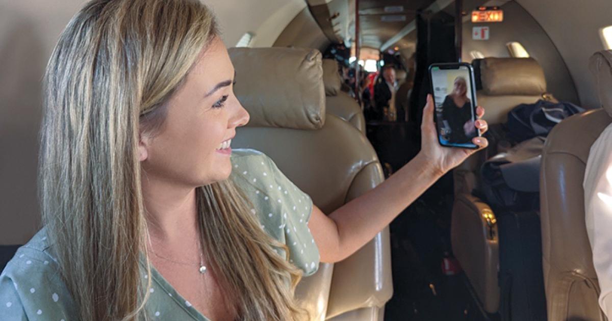 SmartSky using FaceTime on aircraft