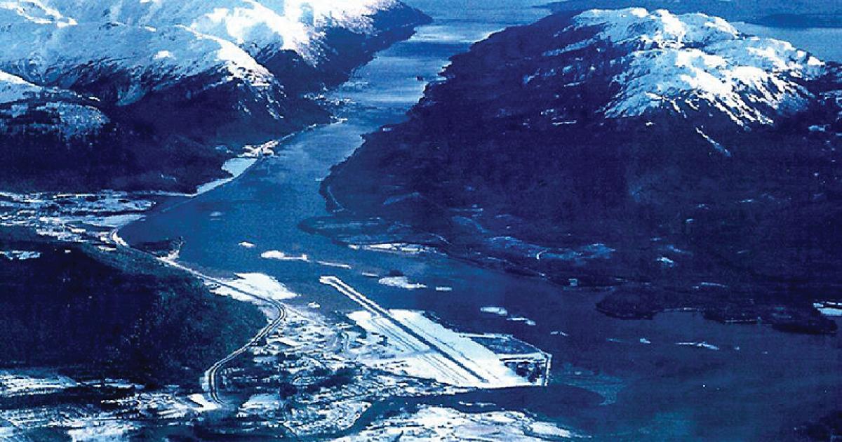 On a 2000 flight into Juneau, Alaska, AIN saw firsthand the value of RNP. Commencing from the south above 10,000 feet, the aircraft flies a straight descent path along the center of Gastineau Channel, with a 30-degree left turn at 500 feet onto final for Runway 26.
