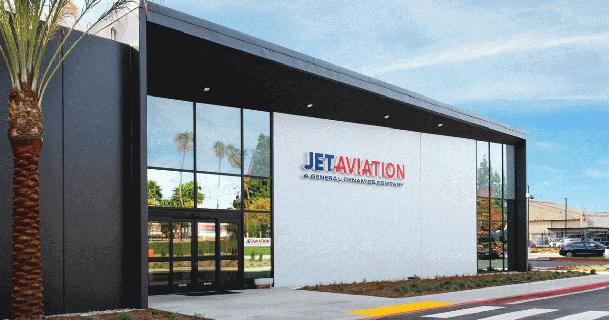 Jet Aviation’s new facility in Van Nuys, California, opened late last year and includes a large FBO complex and sister company Gulfstream’s new service center.