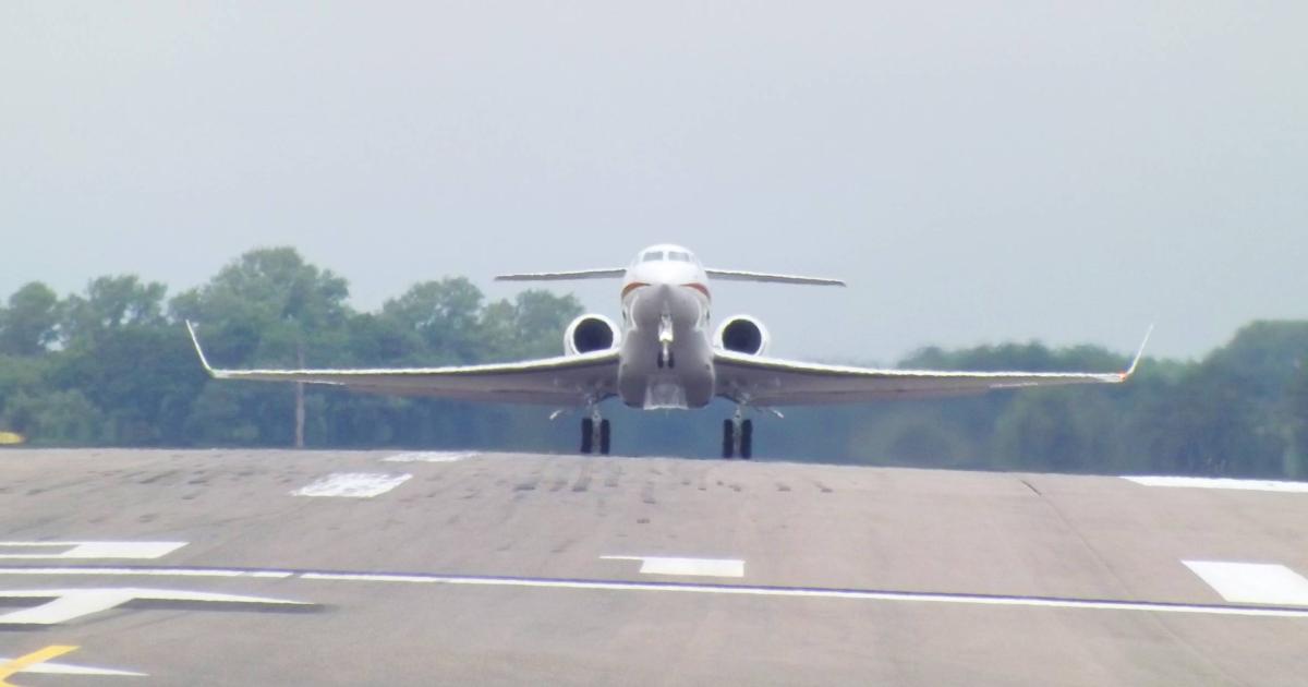 Gulfstream G650 on takeoff roll