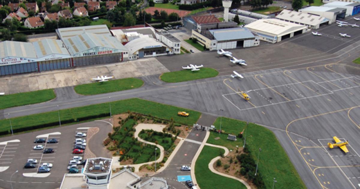 In response to noise complaints from residents, officials imposed a mandatory silence period at Toussus-le-Noble. Authorities had previously warned that operators should embrace restrictions or face airport closure.